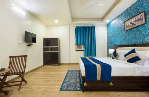 Mahipalpur Extension Hotel | OPO Collection Alpino