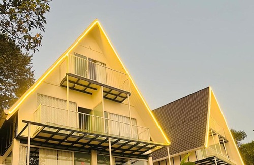 Todupulai Hotel | Oxygen Rain Forest Resort
