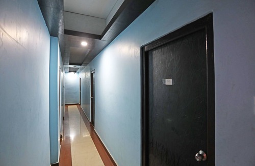 Barrackpore Hotel | OYO 15114 Ivy Hotel
