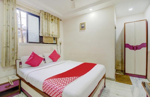 Navi Mumbai Hotel | OYO 75839 Hotel Rex Plaza