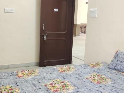 Kishangarh Hotel | OYO Chitvan Farm