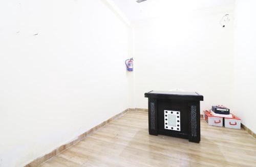 New Delhi Hotel | OYO Flagship Tushir House