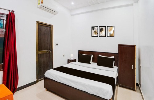 Faizabad Apartment | OYO Hotel O Ayodhya Dham Bus Terminal Formerly Om Palace