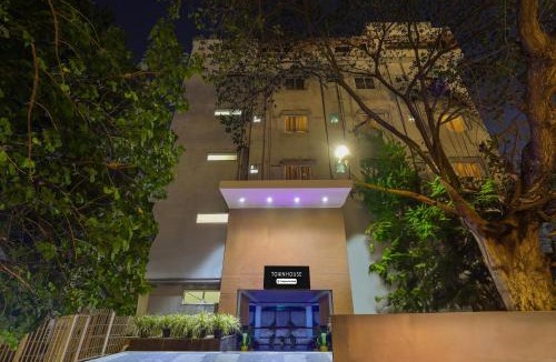 Dwaraka Nagar Hotel | OYO Townhouse Visakhapatnam