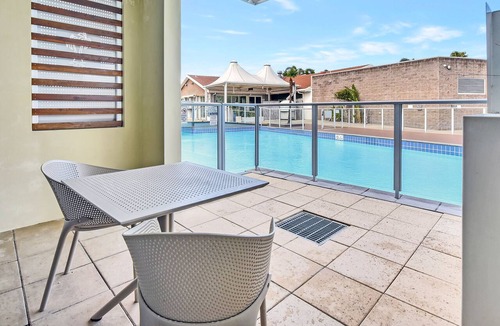 Salamander Bay Apartment | Pacific Blue Unit 175 Dual Swim Up B