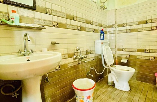 Tosh Hostel | Pahadi Bliss Hotel Hostel Tosh