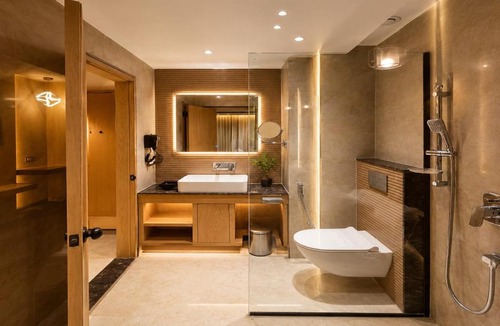 Amritsar Hotel | Palette Hotel Amritsar, Airport Road