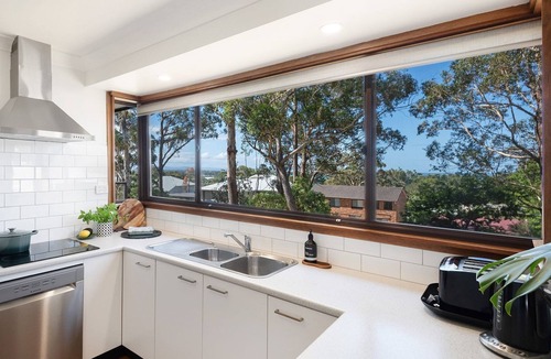Vincentia House | Palm House Jervis Bay
