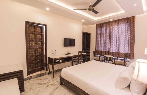 Pink City Hotel | Pandya Niwas
