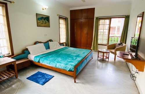 Craig Park Layout Apartment | Parkway Home by JadeCaps 4bhk MG Road Wifi Kitchen