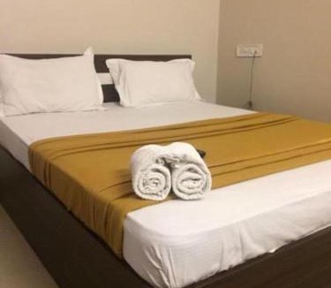 Jayanagar Hotel | Parkwood Executive Rooms Inn
