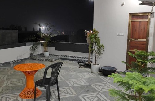 Shahganj Bed & Breakfast | Parnkuti Homestay