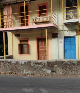 Revadanda House | Parvati Niwas Homestay -Nearby Revdanda Beach & Fort - WiFi available