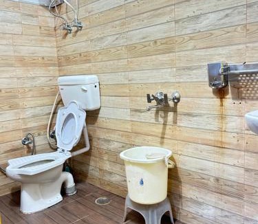 Kasol House | Parvati woods cottage