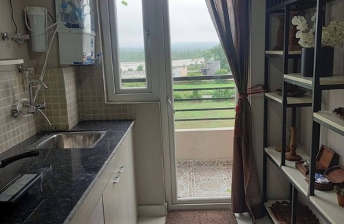 Rishikesh Apartment | Peaceful 1-bedroom apartment with AC in vibrant Rishikesh