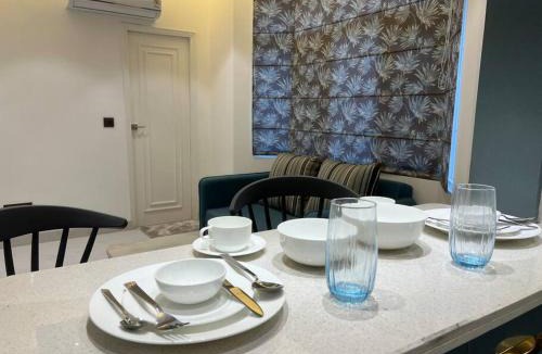 Sanjauli Apartment | Peaceful 2BHK Flat at Shogi