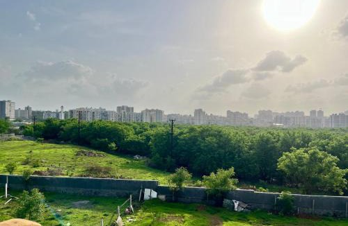 Pune Apartment | Peaceful AC 1BHK Near Forest Reserve Hadapsar