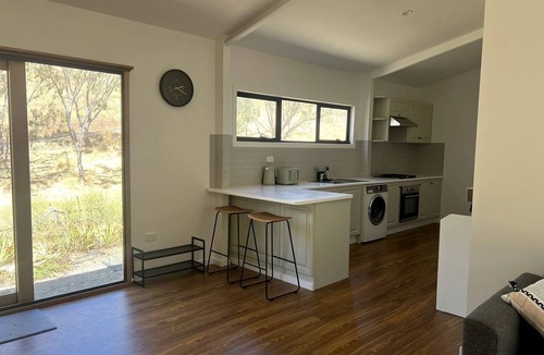 Adelaide Cabin | Peaceful Country Studio Escape with Horses, Wildlife Views & Slow Mornings in South Australia, Australia