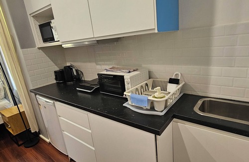 Nollamara Apartment | Peaceful self-contained studio own entrance
