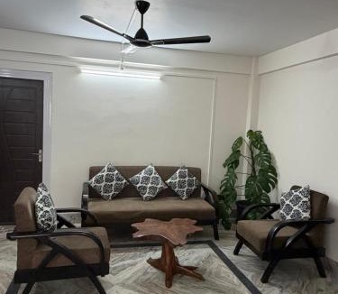 Tura Bed & Breakfast | Peniel Homestay