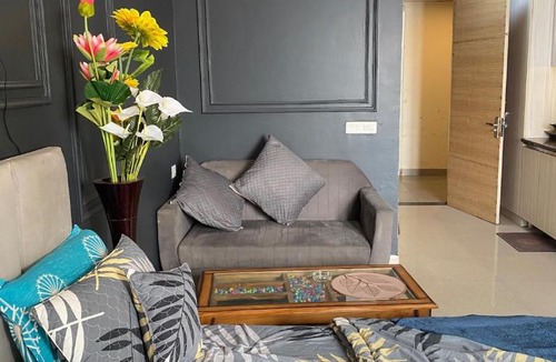 Greater Noida Apartment | Perfect party place, best for couple & Family stay