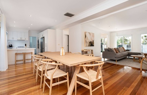 Hampton House | Pet Friendly - Simply Hampton by Property Mums