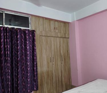 Dongkamukam Apartment | pine homestay