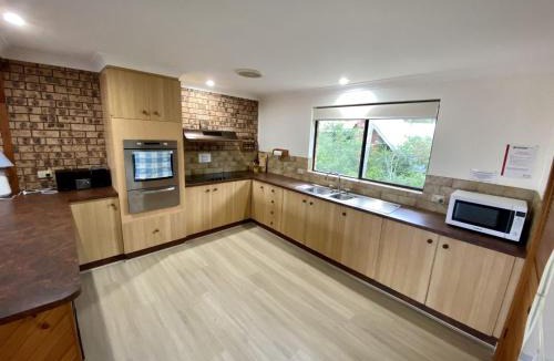 Dunbogan House | Pisces