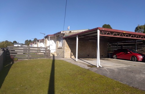 Waratah Apartment | Platypus Viewing 2 min walk! Waratah Waterfall Retreat Unit3 Free Pay TV & WiFi