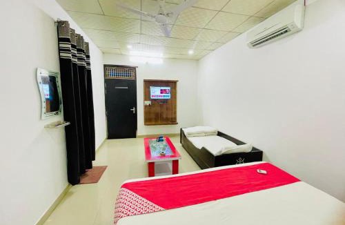 Bharatpur House | Pratap plaza guest house