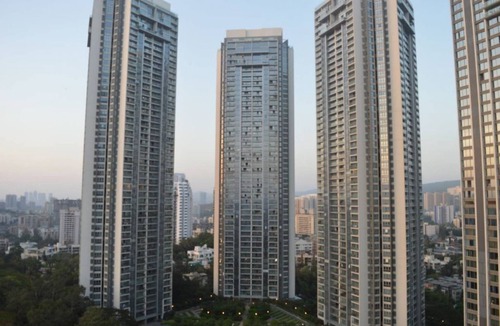 Malad East Apartment | Premium Pool View in Esquire - Oberoi Garden City