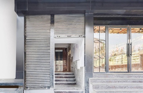 Delhi House | Premium Super Collection O Nirman Vihar