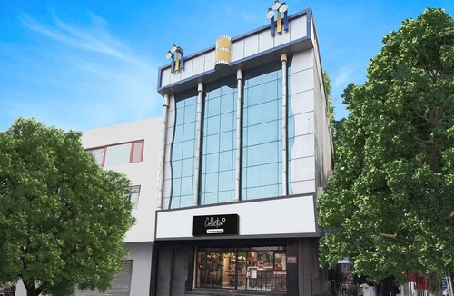 Delhi House | Premium Super Collection O Nirman Vihar