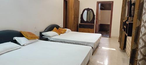 Shahdol Hotel | Prithviraj palace