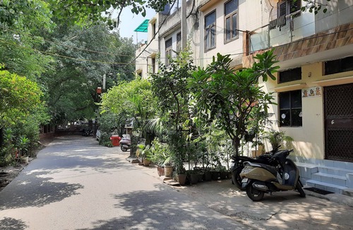Lajpat Nagar House | Private Luxuary Studio apartment with fully equipped kitchen & attach washroom