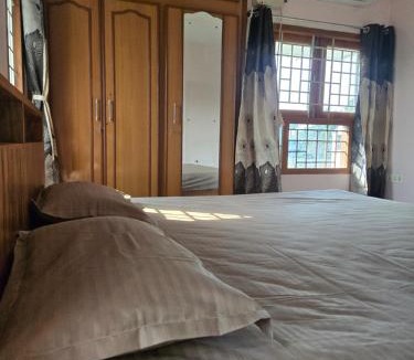 Srirangam House | Private Rooftop Stay in Tiruchirapalli Srirangam