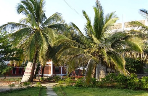 Vijayapura Resort | Private room ∙ 2 guests