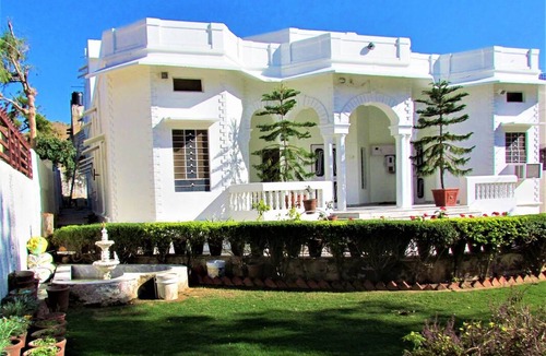 Ajmer Resort | Private room ∙ 2 guests