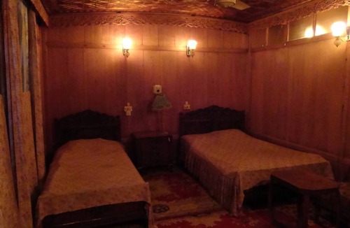 Brein Cabin | Private room ∙ 3 guests
