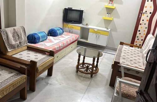 Nagpur Resort | Private room ∙ 6 guests