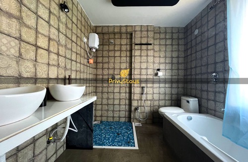 Chendhare Hotel | PrivyStays St. Ricky's Apartment Hotel