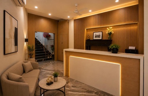 Rajouri Garden Hotel | Qotel Comfort Oasis Rajouri Garden - Newly Built 2026