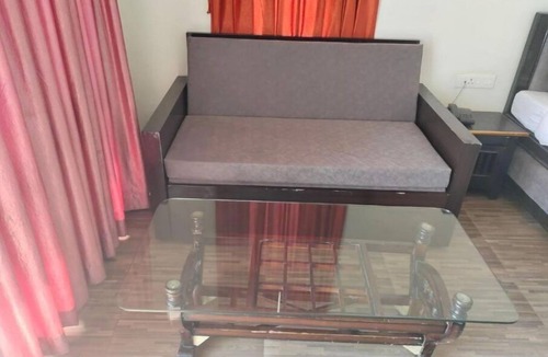 Bhimtal Apartment | Quadruple Room with Balcony A