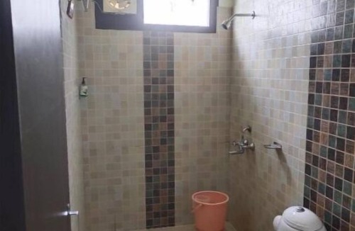 Bhimtal Apartment | Quadruple Room with Balcony A