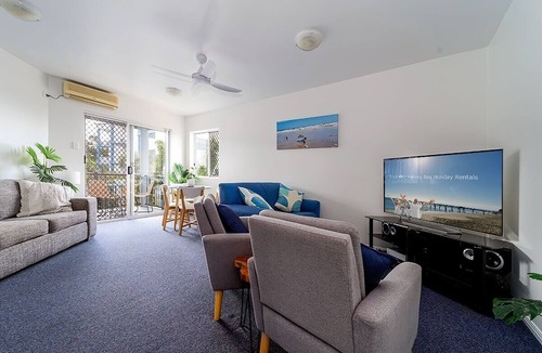 Scarness Apartment | Quality Esplanade Apartment