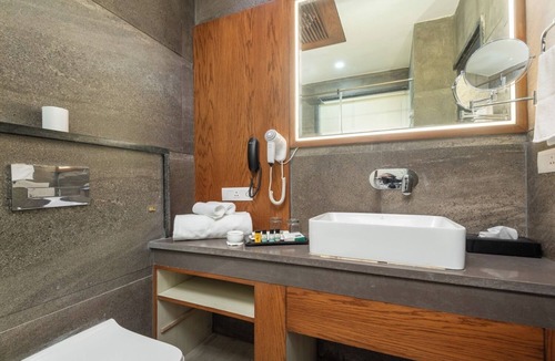 Bhagsu Nag Hotel | Quality Inn by Lawrence