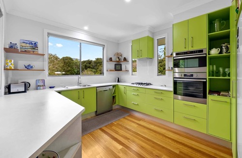 Ninderry House | Quiet Ninderry Cottage with Peaceful Rural Outlook