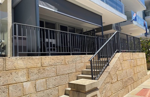 Mandurah Apartment | Quiet Water Front Studio all facilities within walking distance