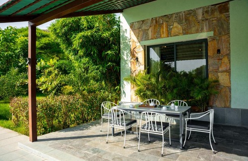 Bedla Villa | Raas Stays by ELIVAAS Signature 4-BHK Retreat With Private Pool, Gardens, Lounge & Scenic Aravali Views