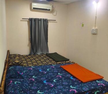 Malpe House | Radhe Homestay Malpe Beach side, udupi